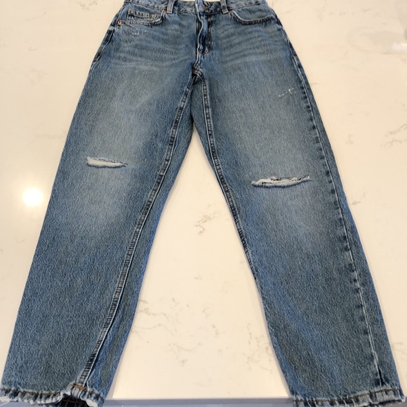 Dynamite Claudia distressed mom jeans, size 25 - Picture 6 of 6
